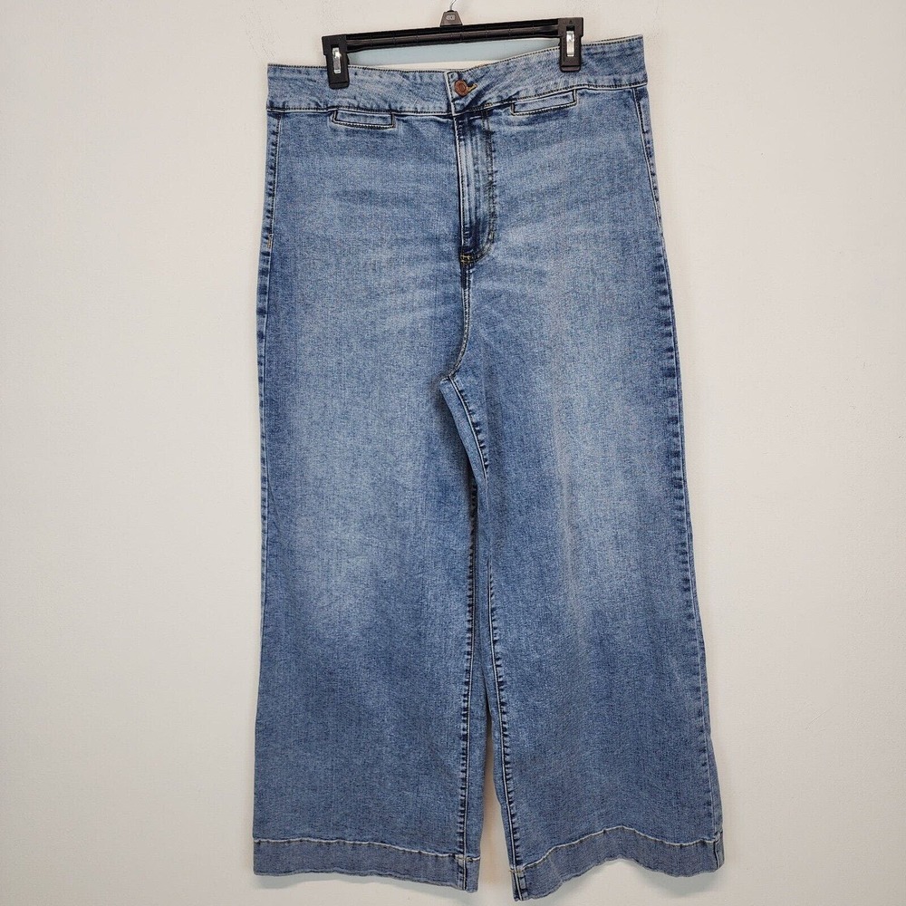 LC Lauren Conrad Light Blue Wide Leg Jeans